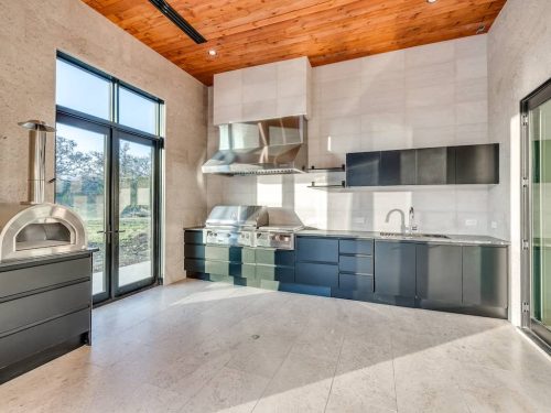 San-antonio-real-estate-photography-extra-mile-media-2-16-2026-4 (1)